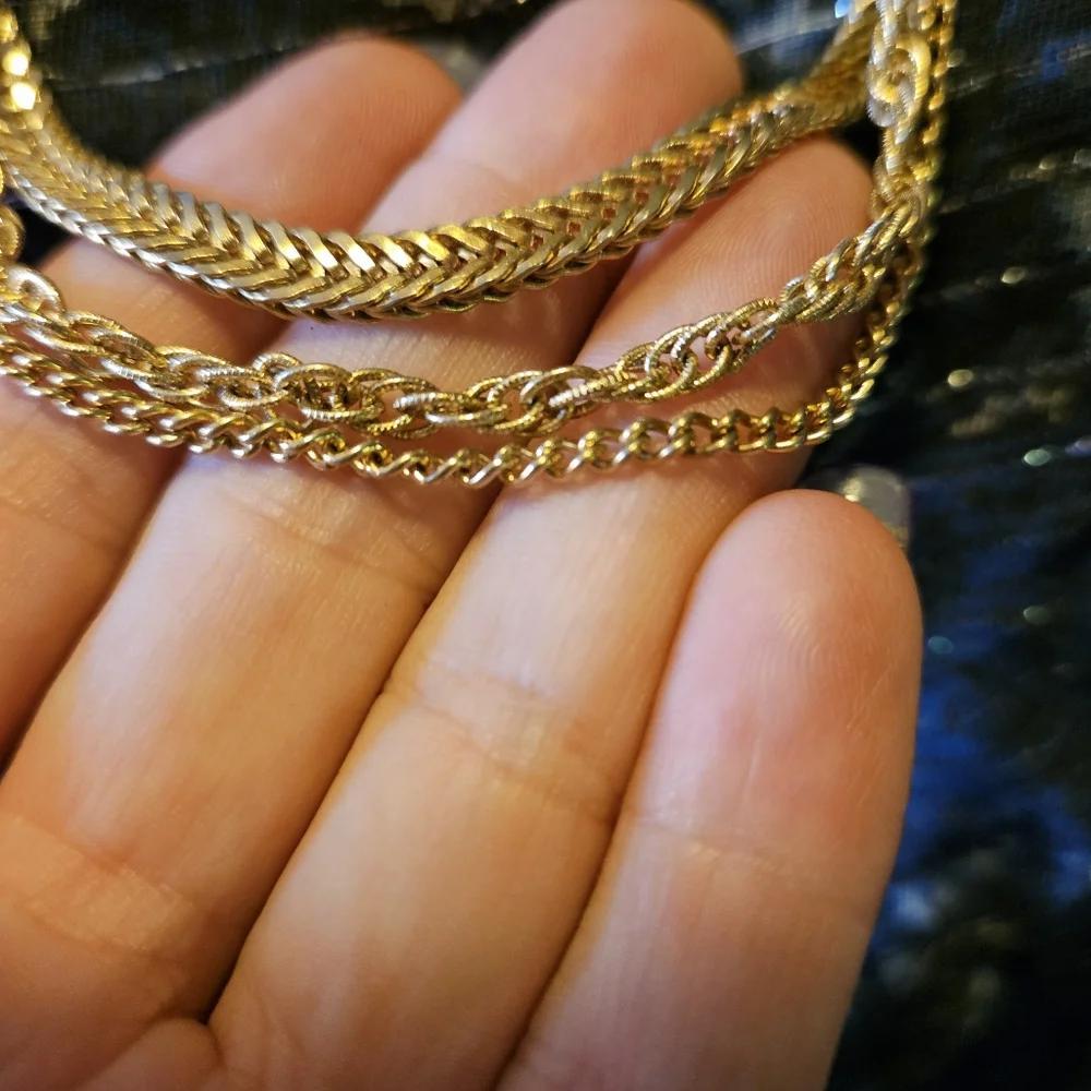 VINTAGE MULTI CHAIN NECKLACE - Picture 6 of 6